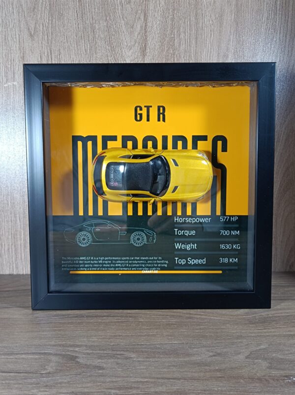 MERCEDES GT R - Image 4
